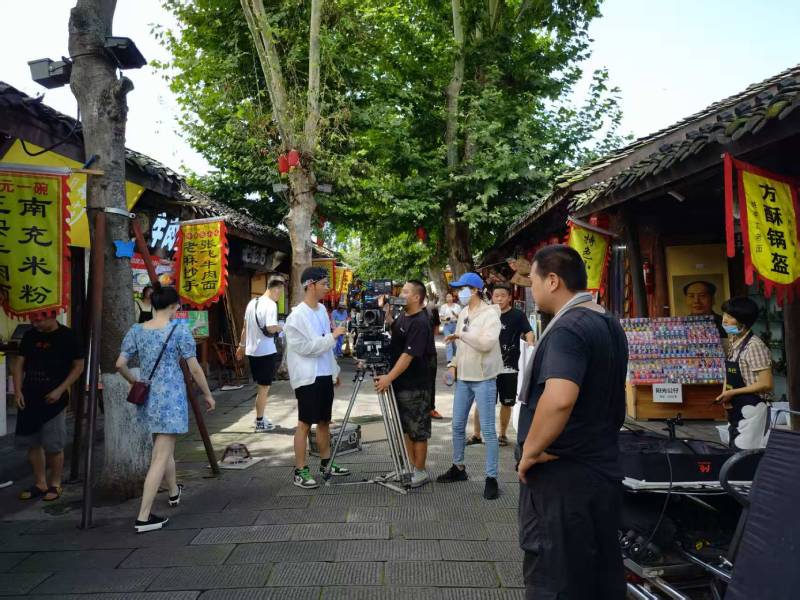 凤凰县产品视频拍摄技术升级：AI与三维动画深度融合